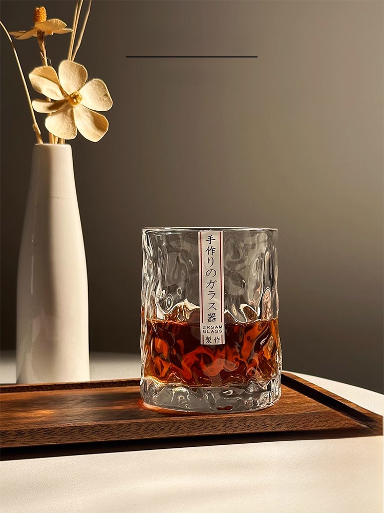 Copo de Vidro Vietnamita Artes - Wine Beer The Whiskey avaliação e preço