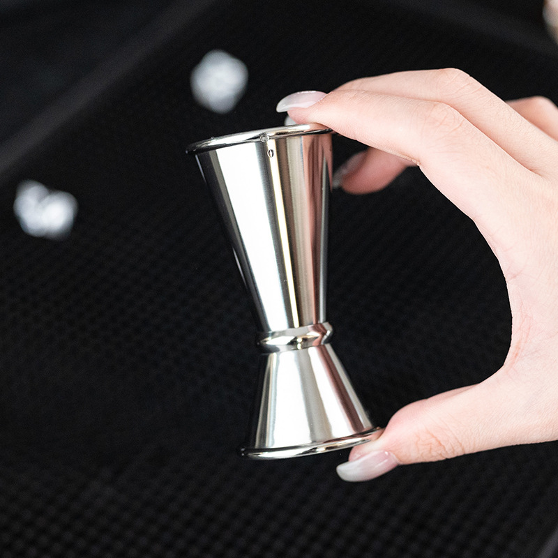 Copo de medição 30/40/50/60ml  - Spirit Measure Jigger avaliação e preço