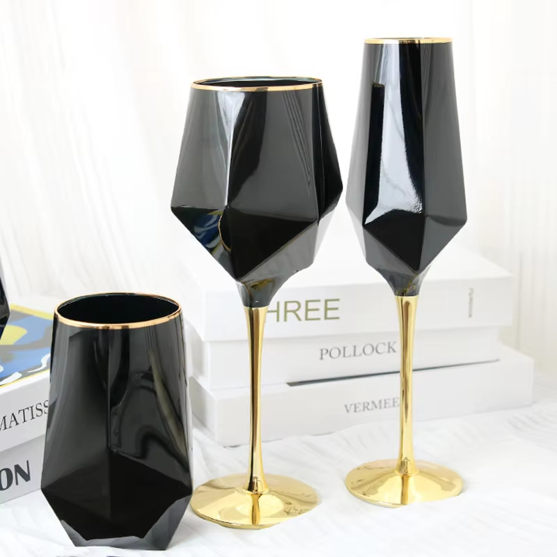 Taça de vidro de vinho com bor - Wine Beer The Whiskey avaliação e preço